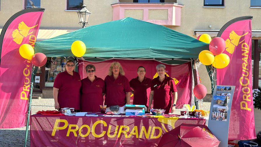 ProCurand Team Nächst Neuendorf auf dem Markt Zossen beim Tag der Pflege