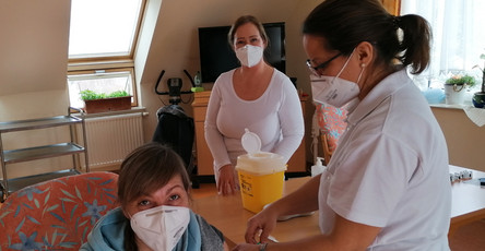 Einrichtungsleitung Jenny Braun geht mit gutem Beispiel voran