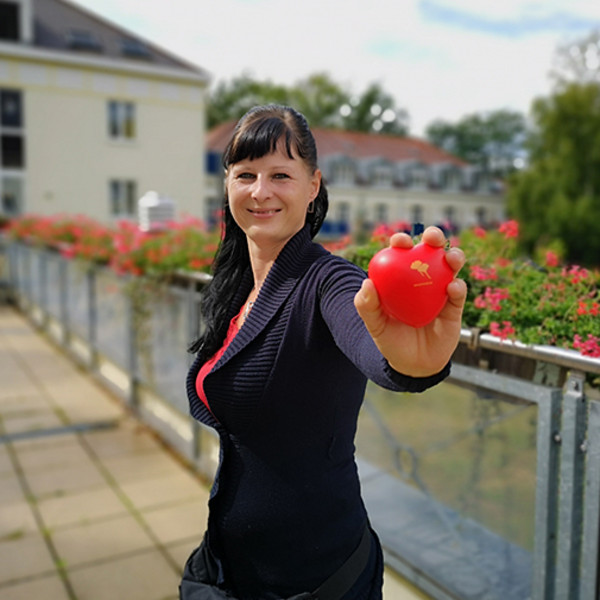 ProCurand Seniorenresidenz Ferch Seniorenbetreuung Christina ProCurand Seniorenresidenz Ferch Seniorenbetreuung Christina mit ProCurand Herz