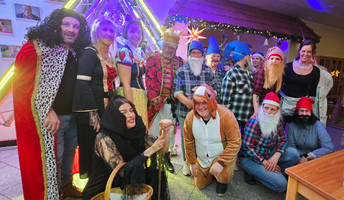 In der ProCurand Seniorenresidenz Am Görnsee führte das Team das Märchen Schneewitchen auf.