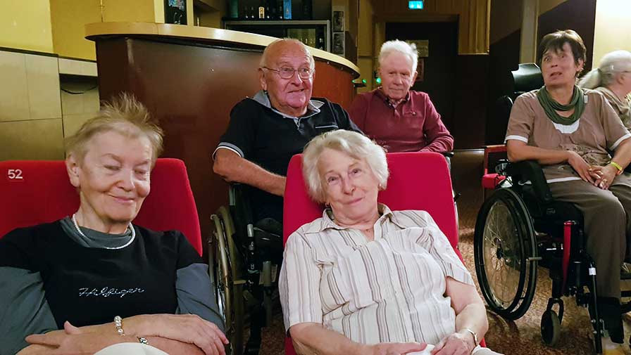 Ausflug ins Kino mit ProCurand Senioren in Berlin-Friedrichshagen