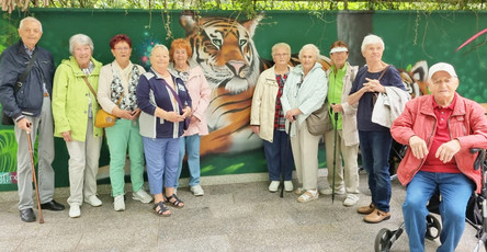Mieter*innen der ProCurand Strausberg Wriezener Straße im Zoo Eberswalde