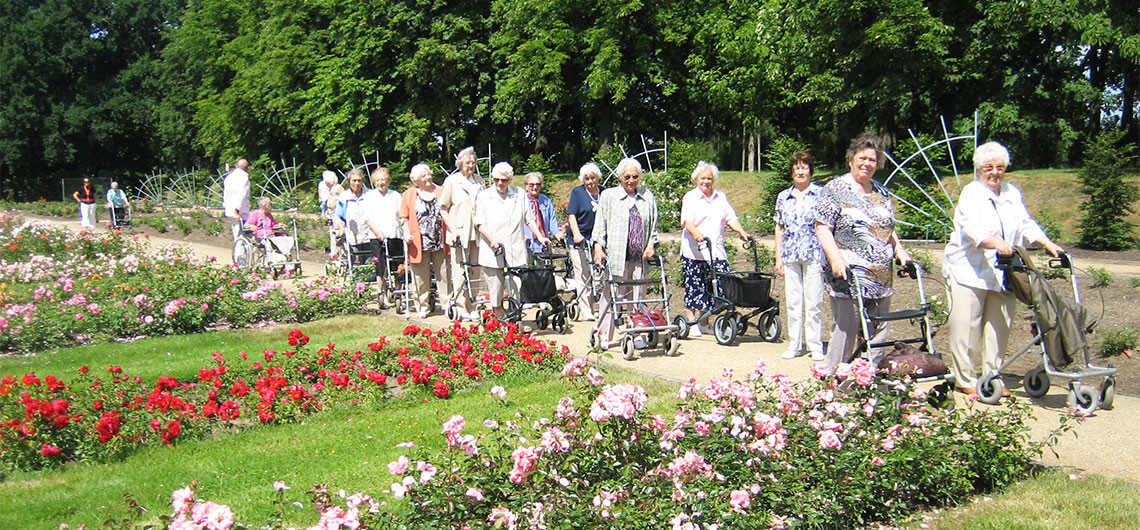 In der Seniorenresidenz Cottbus erfreuen sich unsere Bewohner an gemeinsamen Ausflügen und Veranstaltungen