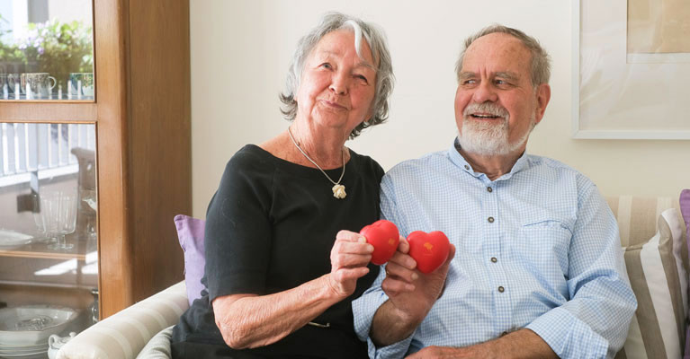 Ehepaar aus dem Service-Wohnen der ProCurand Seniorenresidenz Bölschestraße