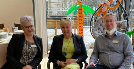 ProCurand Seniorenresidenz Park Sanssouci Pflegedienstleitung Martina Zieran, Einrichtungsleitung A.D. Maritta Melcher und Einrichtungsleiter Henri Wiegand