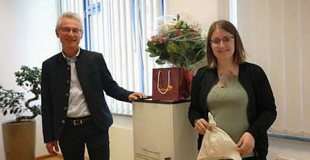 Einrichtungsleiterin Sara Düwert zusammen mit ProCurand Geschäftsführer Axel Theis