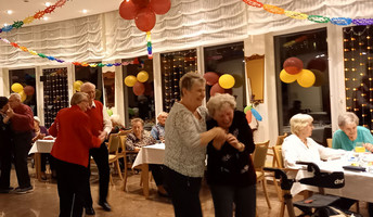 Silvesterparty in der ProCurand Seniorenresidenz Am Straussee in Strausberg