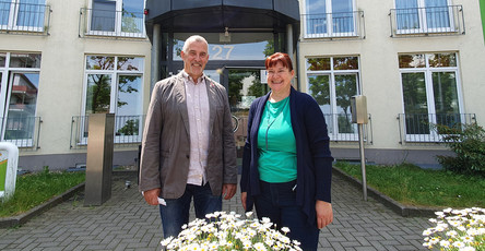 Politik trifft Pflege in der ProCurand Seniorenresidenz Am Görnsee in Halle