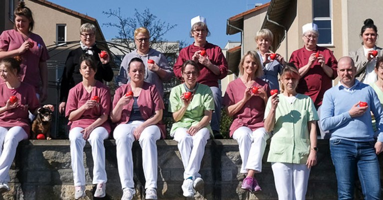 Gruppenbild des Teams der ProCurand Seniorenresidenz Senftenberg 