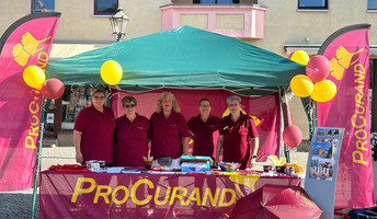 ProCurand Team Nächst Neuendorf auf dem Markt Zossen beim Tag der Pflege