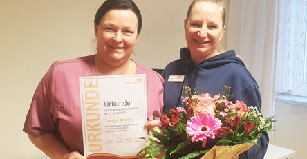 Betreuerin Yvonne Knappig feierte vor Kurzem ihr 10-Jähriges beim ProCurand Seniorenstift Neuenhagen-Hauptstraße