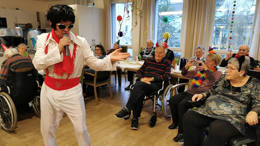 Elvis Presley Double tritt in Friedrichshagen auf