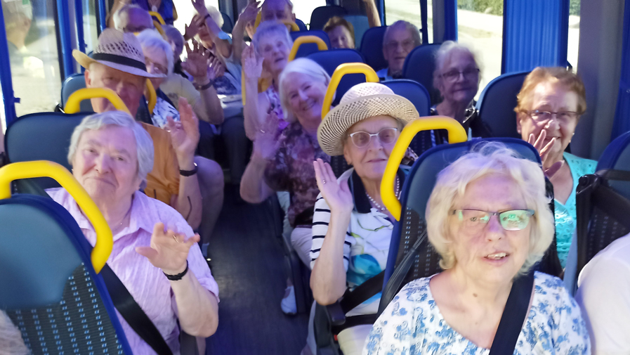 Bewohner*innen der ProCurand Seniorenresidenz machten einen Ausflug Bewohner*innen der ProCurand Seniorenresidenz machten einen Ausflug