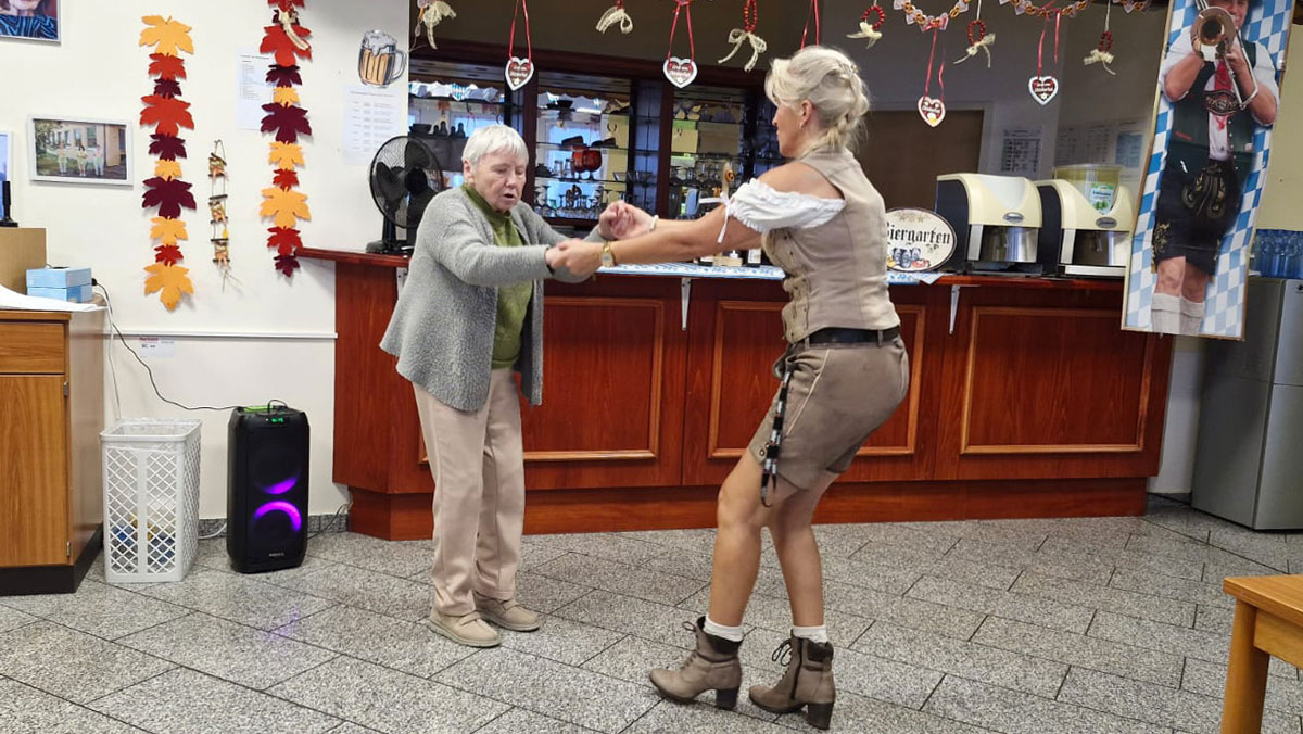 Oktoberfest in der Seniorenresidenz Am Görnsee in Grebs