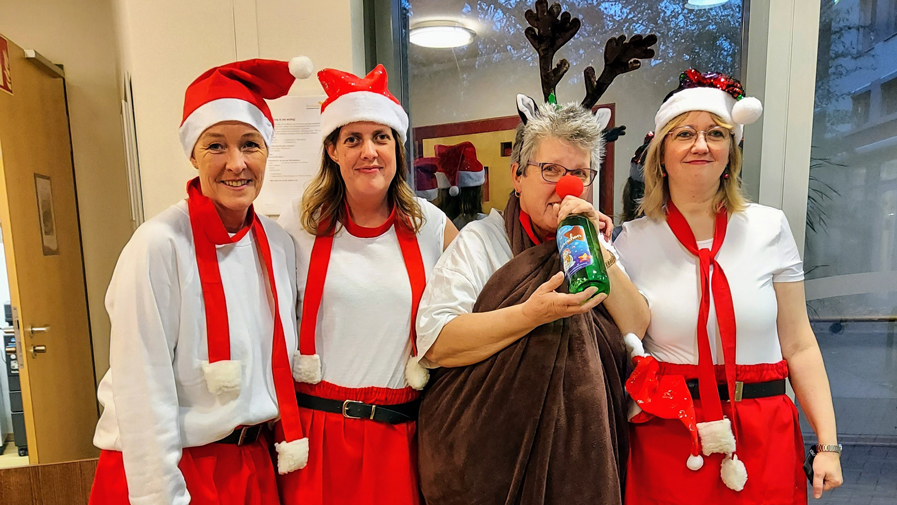 Team Soziale Betreuung auf der Weihnachtsfeier in der ProCurand Seniorenresidenz Havelpalais