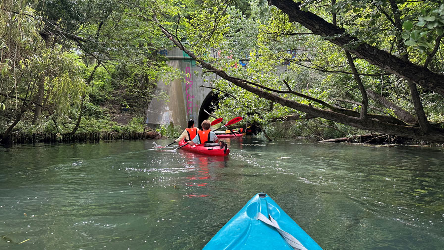 Die Strausberger Ambulanten Pflege der ProCurand auf der "Lost Places Kajaktour" 