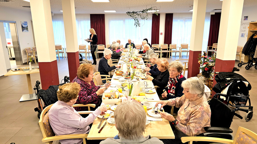 Bewohnerfrühstück bei der ProCurand Strausberg Wriezener-Straße