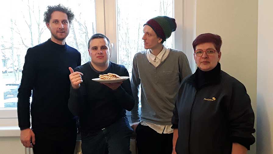 Das Bäckerteam aus dem Nachbarschaftstreff in Berlin-Lichtenberg