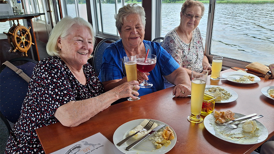 Paddle steamer trip of the Cottbuser