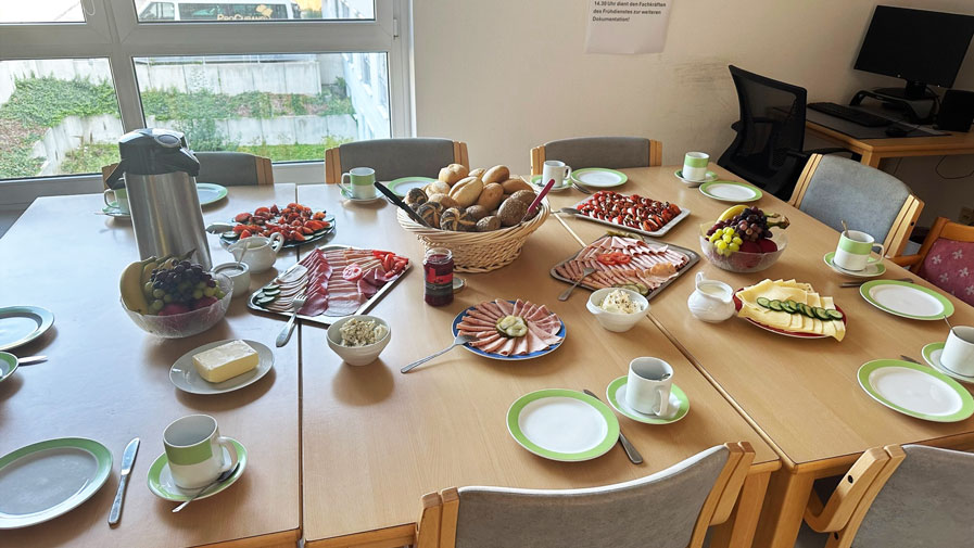 Regular team breakfast in Cham