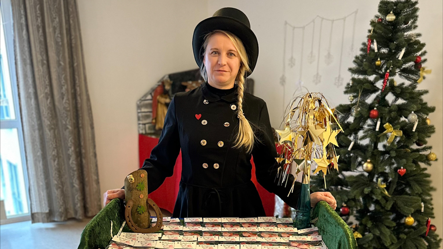 Cham-New Year's Eve-3.jpg