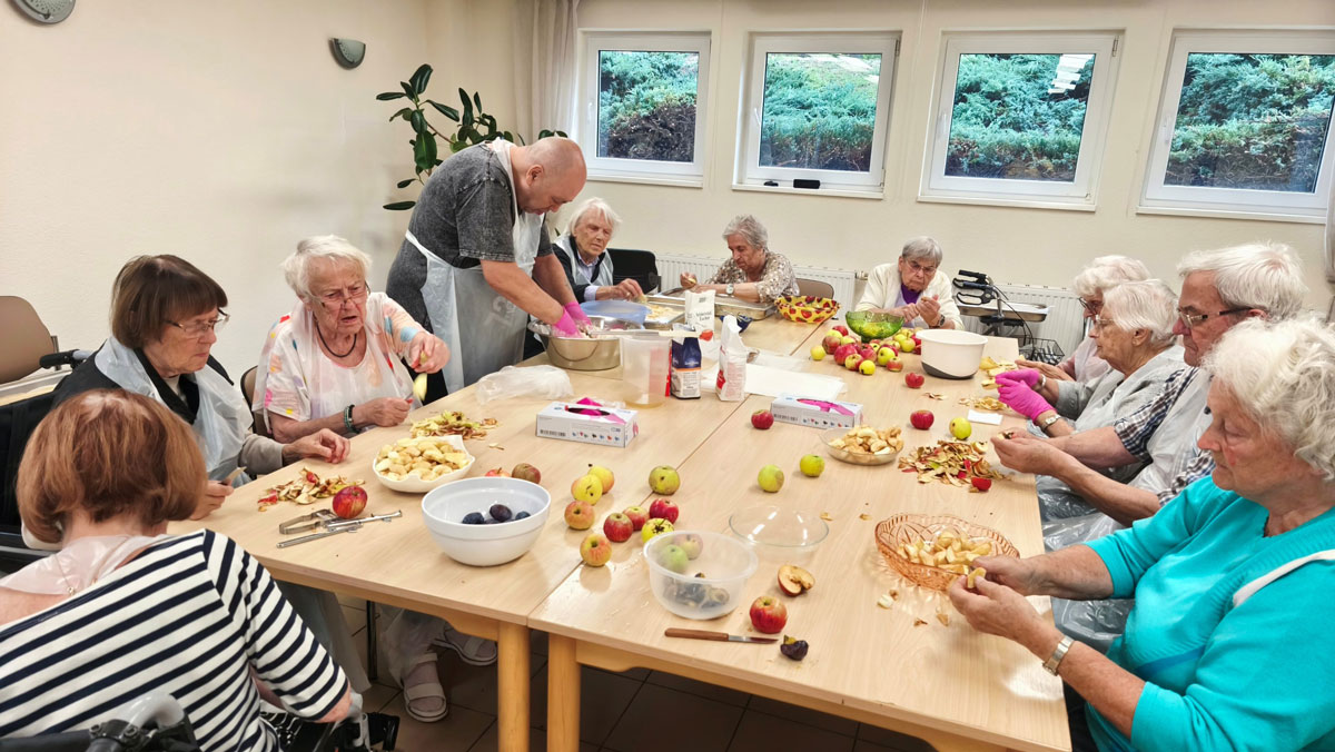 Apple cake enjoyment in Halle