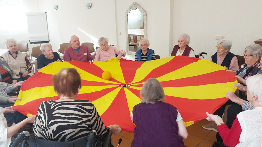 Movement round in Halle