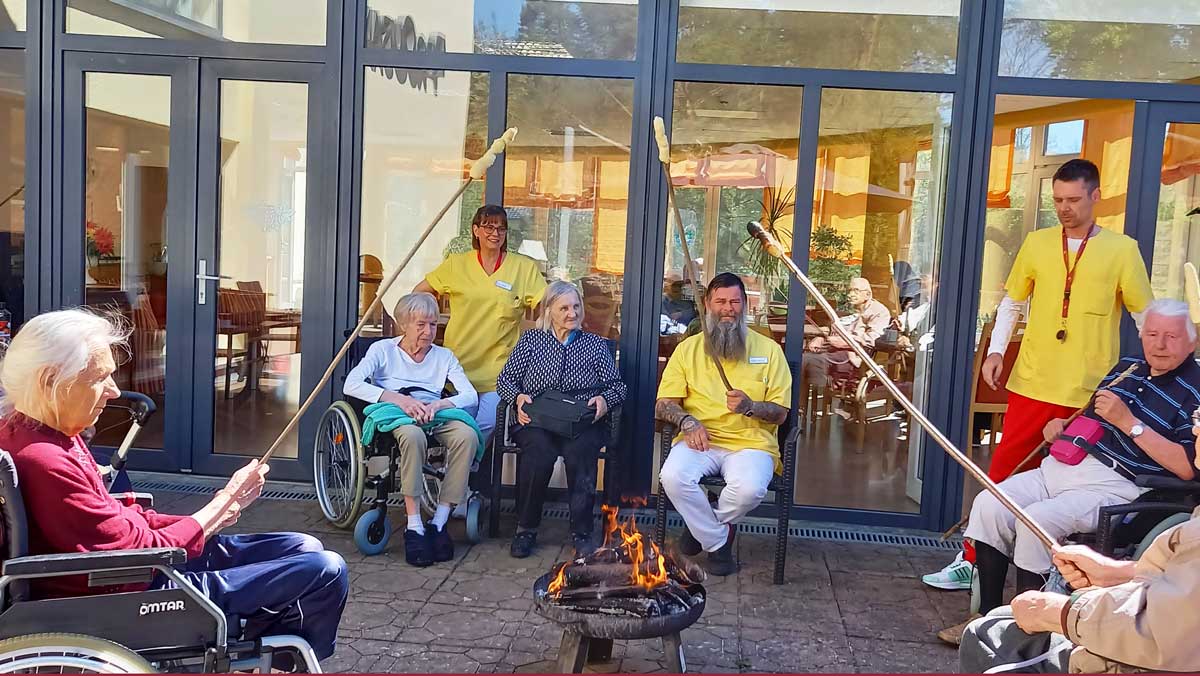 Maifeuer und Stockbrot in Strausberg