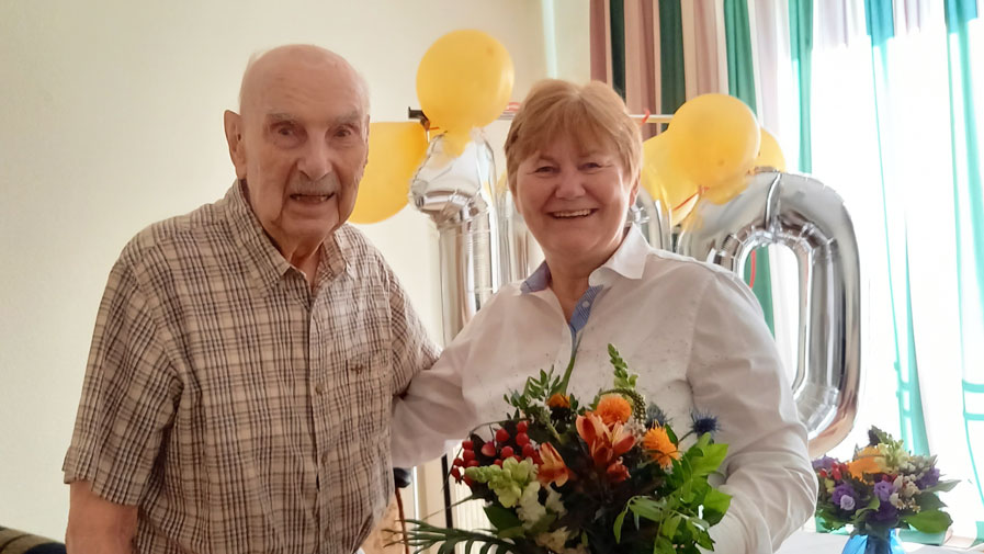 Growth in the Strausberg „club of centenarians“